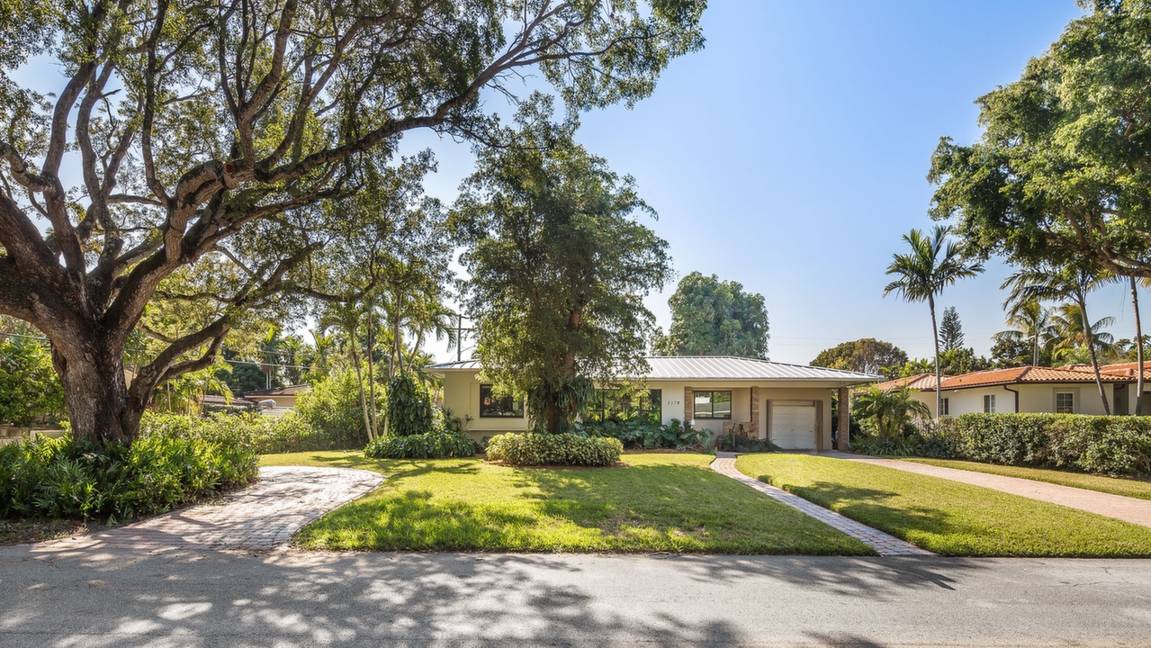 1178-NE-98th-St-02