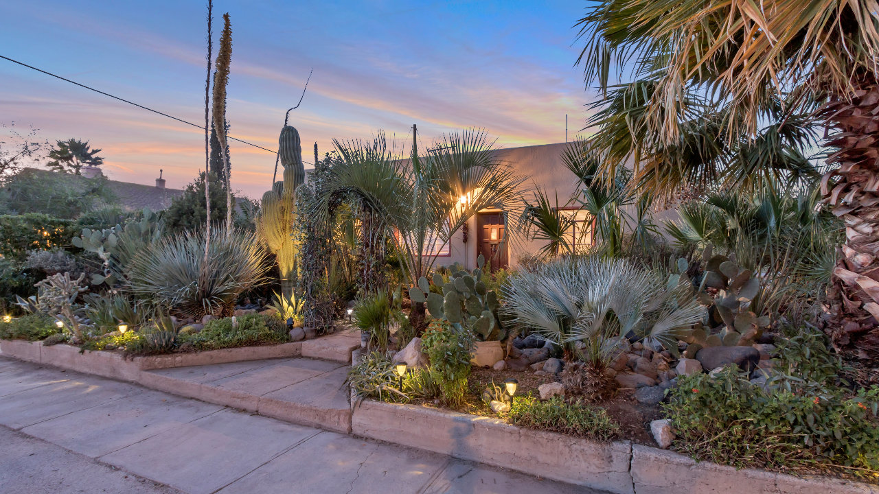 330 Van Patten, Las Cruces, NM, 88005 Scene 2