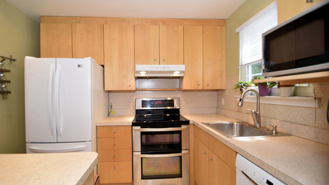 831 Jackson St, Lansdale, PA, 19446 Scene 2