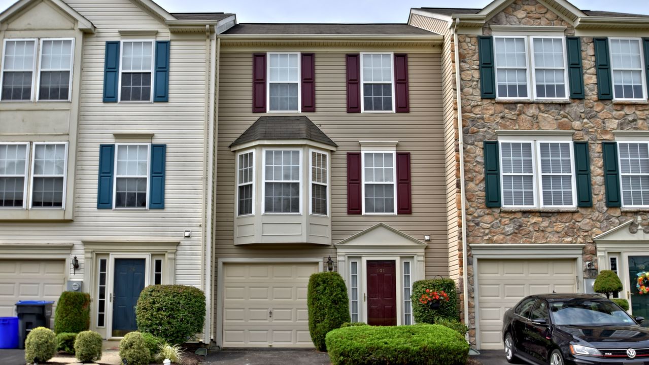 101 Jene Ct, North Wales, PA, 19454 Scene 1