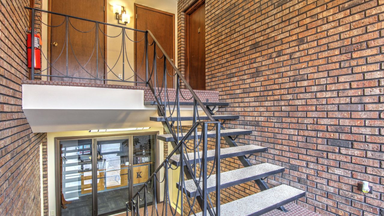 250 N. Main Apt. #4, Crown Point, IN, 46307 Scene 1