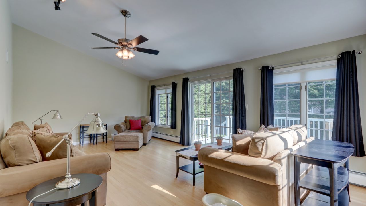 274 N Linden St, Massapequa, NY, 11758 Scene 3