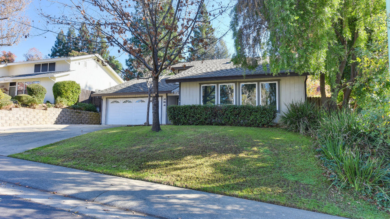 181 Stoney Hill Drive, Folsom, CA, 95630 Scene 1