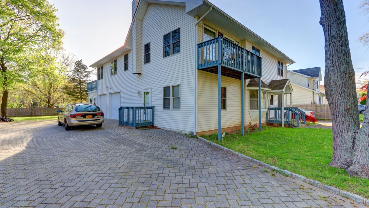 Front of House-Garage Side