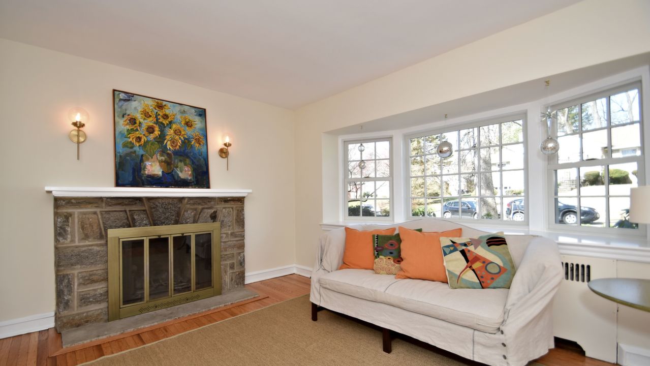 224 Walnut Ln, Ambler, PA, 19002 Scene 2