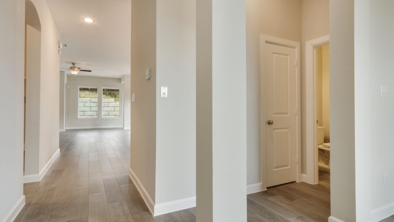 446WestlakeLanding_004