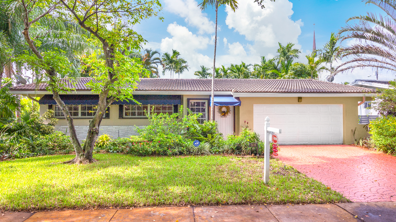 670-NE-97th-St-01