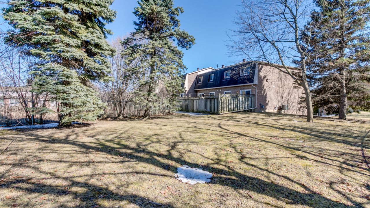 79 Willows Lane, Ajax, ON, L1S 6E7 Scene 3