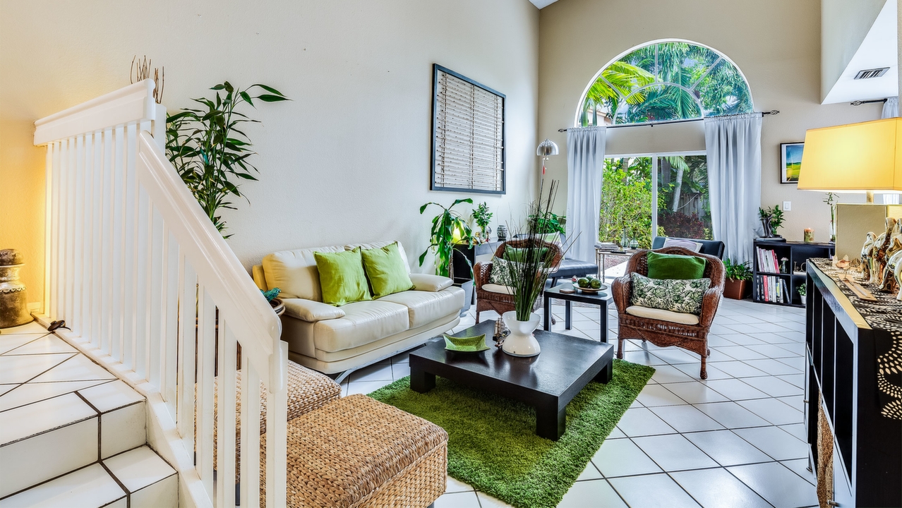 11241-NW-50th-Ter-03