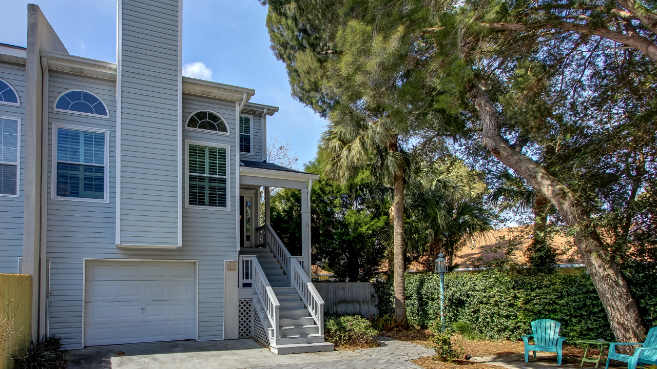 Cozy Pelican, Tybee Island, GA, 31328 Scene 1