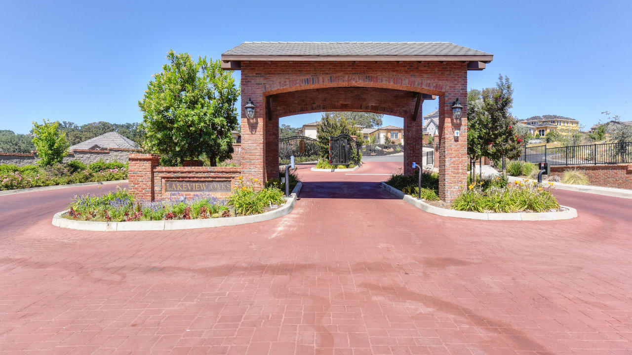 565 Ramos Dr., Folsom, CA, 95630 Scene 1