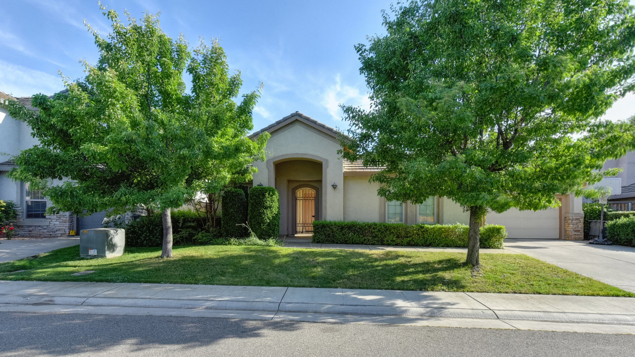 9550 Nordman Way, Elk Grove, CA, 95624 Scene 1