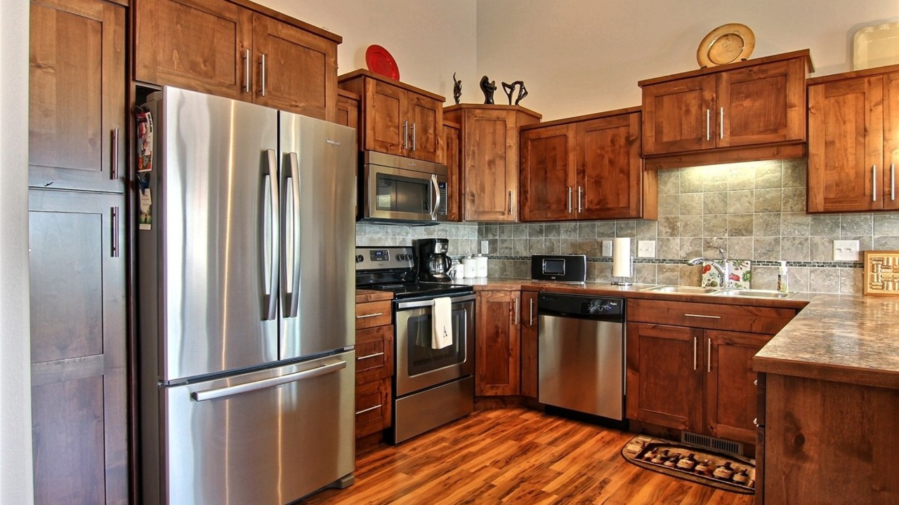 Twin Home - Kitchen