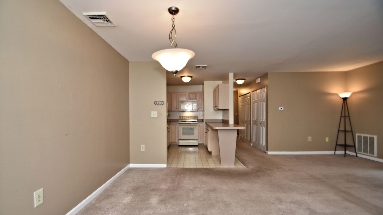 806 Horseshoe Dr, Royersford, PA, 19468 Scene 2