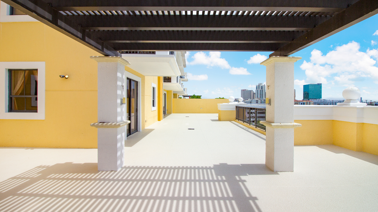 Colonnade-#607-05