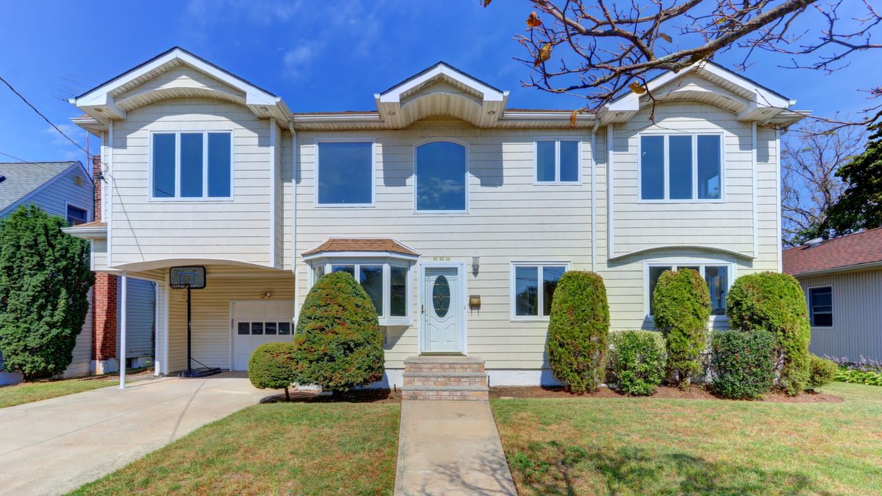 689 Arlington Ave, Baldwin, NY, 11510 Scene 1