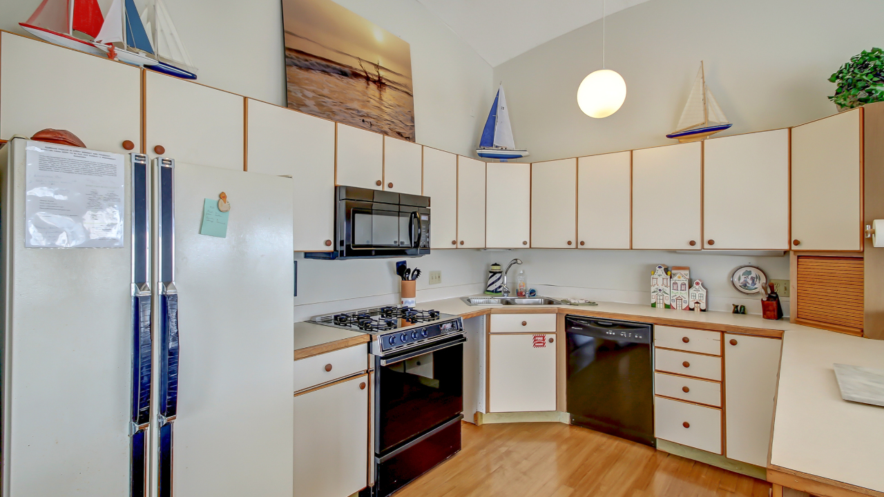 1043 S. Fletcher Ave., Fernandina Beach, FL, 32034 Scene 3