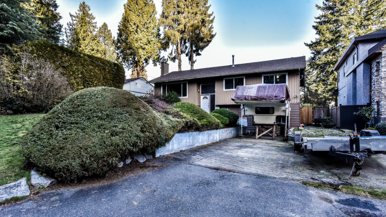 9750 131 St., Surrey, BC, V3T 3P3 Scene 1