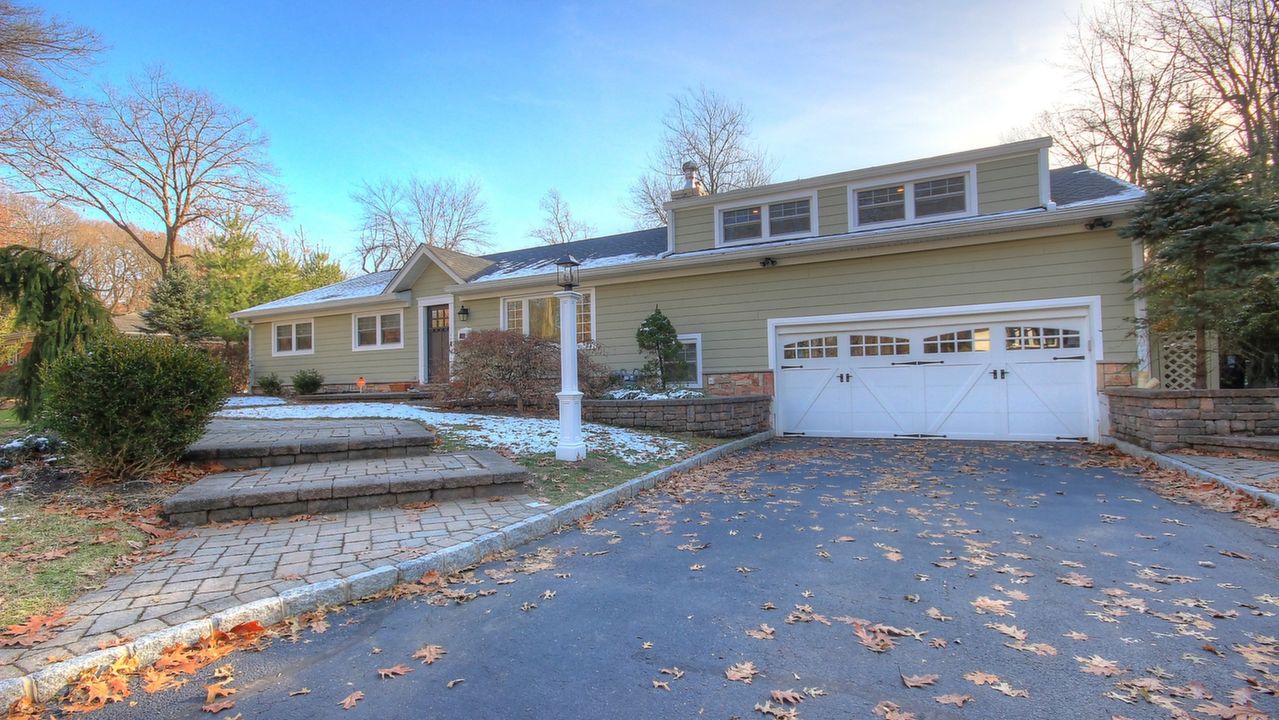 Beautifully Renovated Ranch!