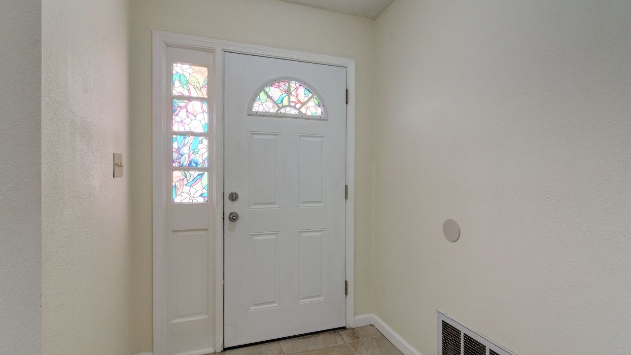 04_Entrance_01