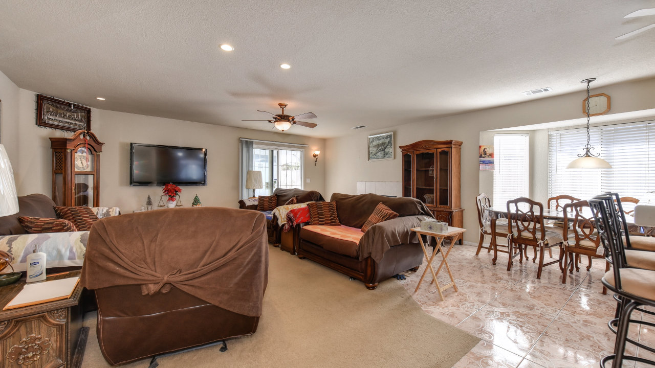 1132 Chelsham Ave, Galt, CA, 95632 Scene 4