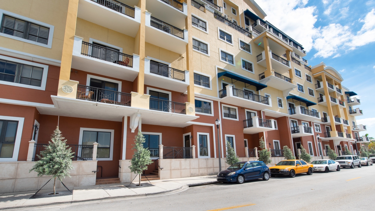 Colonnade-#107-01