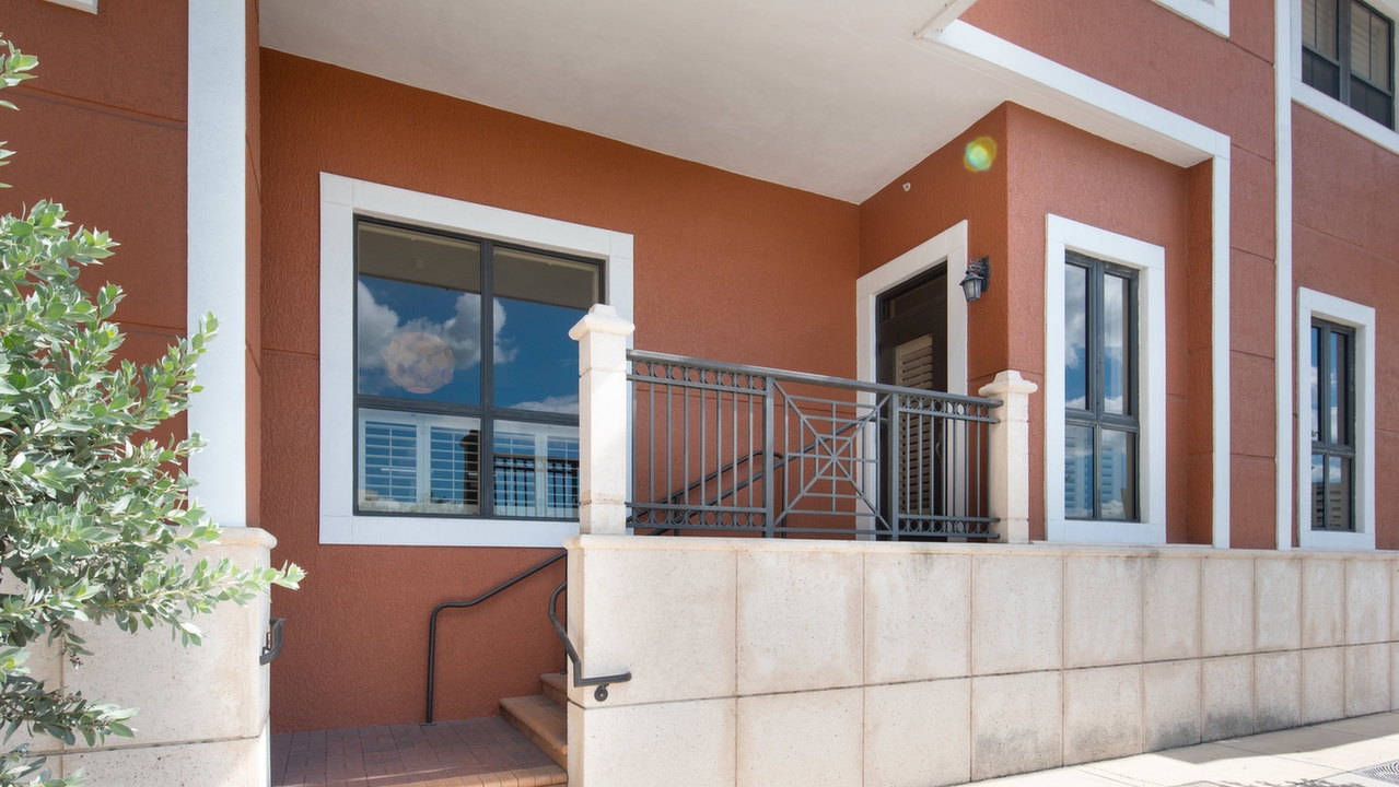 Colonnade-#107-02