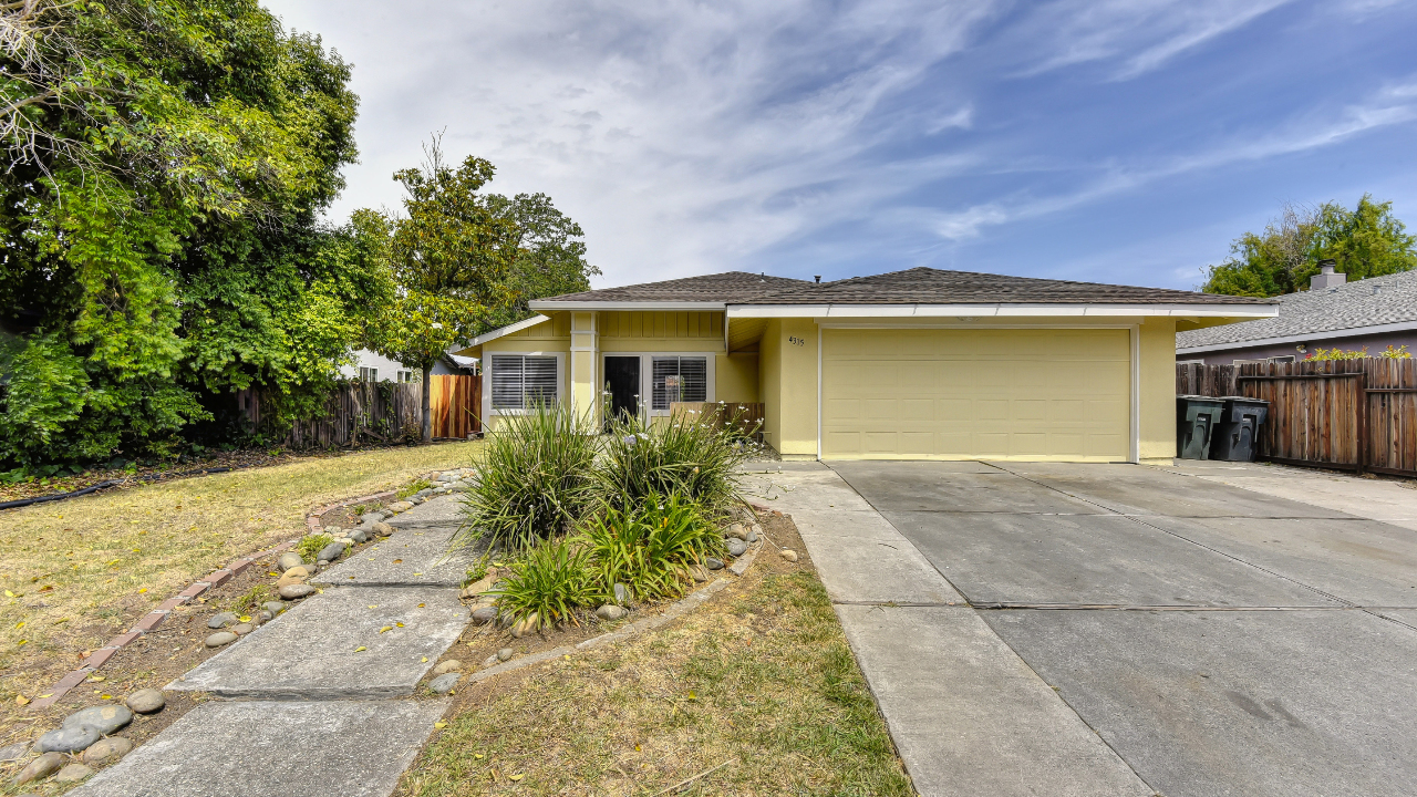 4315 Armadale Way, Sacramento, CA, 95823 Scene 1