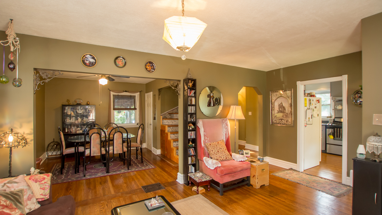 17 Rogers Road, Brampton, ON, L6X 1L7 Scene 2