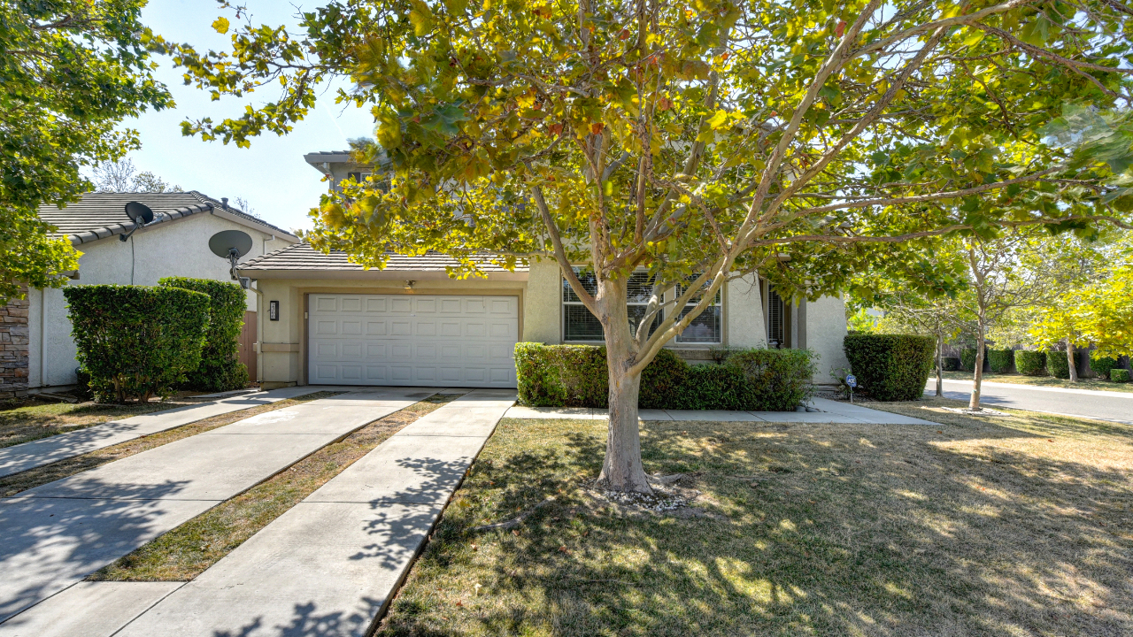 2300 Bastona Dr, Elk Grove, CA, 95758 Scene 1