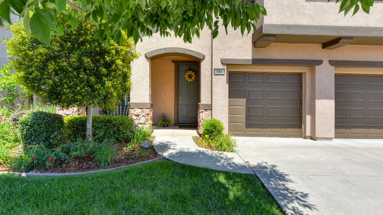 101 Henley Ct., Roseville, CA, 95747 Scene 4