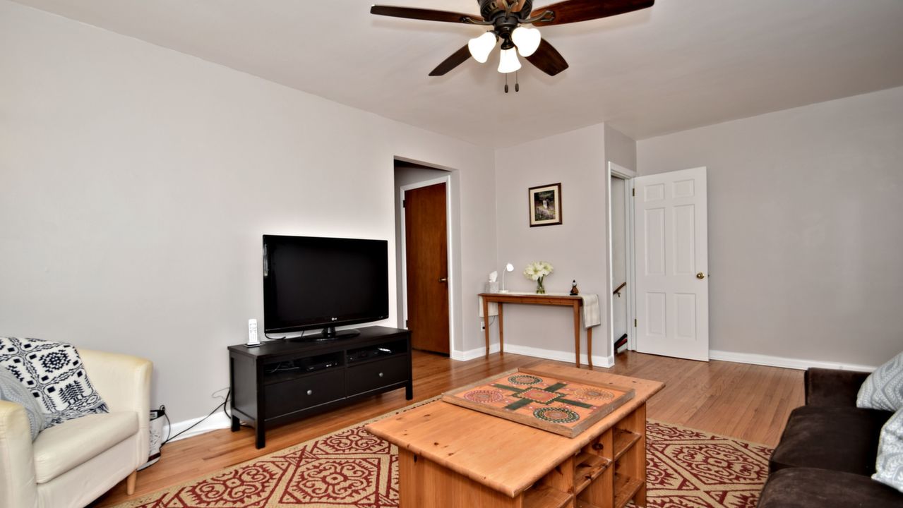 1712 Dartmouth Dr, Norristown, PA, 19401 Scene 2