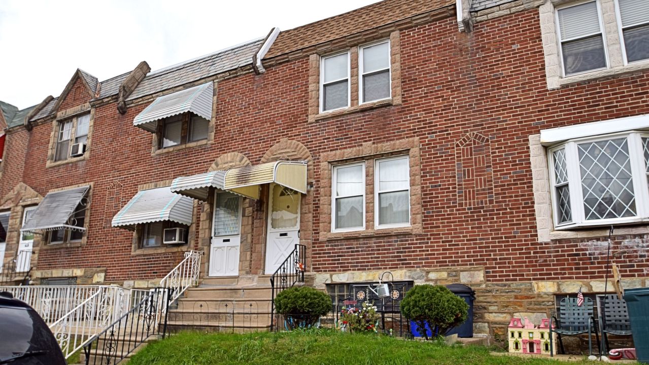 4233 Marple St, Philadelphia, PA, 19136 Scene 1