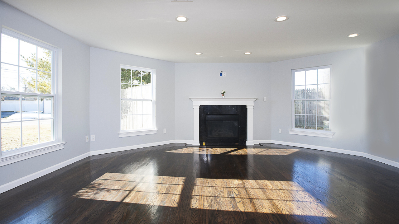 7 Kuebler Street, Blue Point, NY, 11715 Scene 4