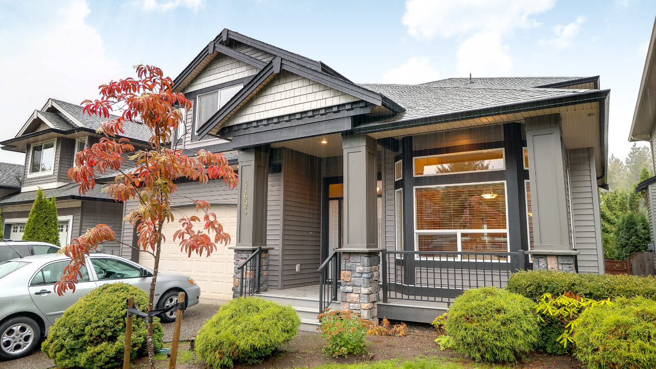 21693 90A AVE, Langley, BC, V1M4C8 Scene 1