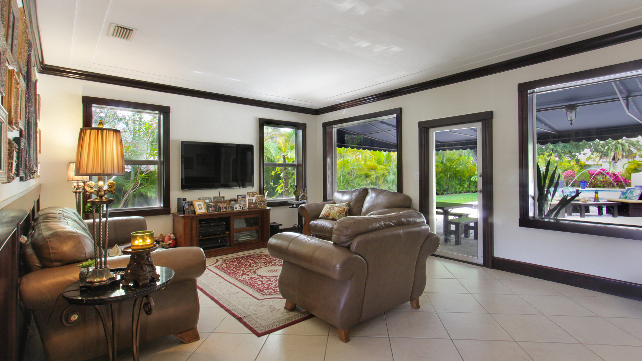 4570-Bay-Point-Rd-04