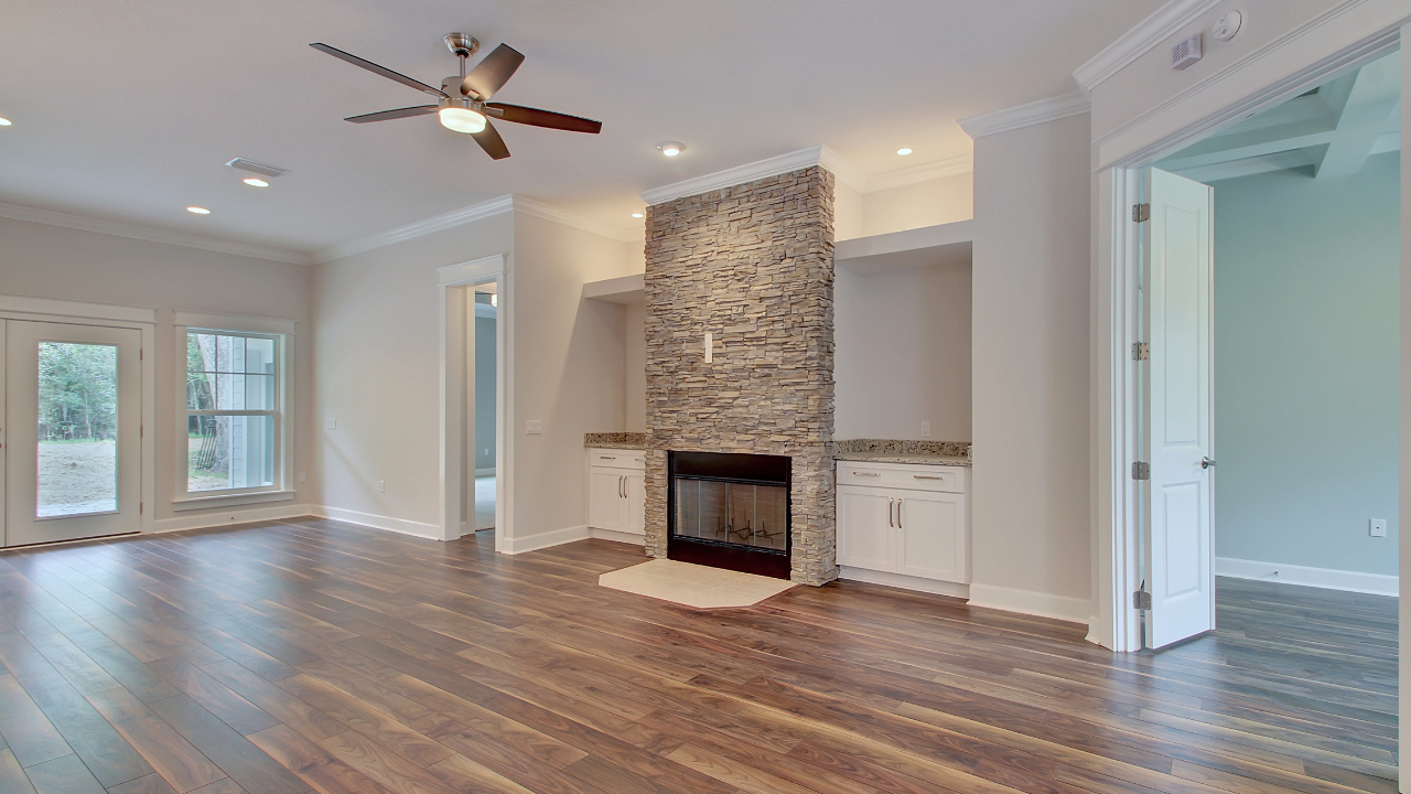 Great Room with Fireplace