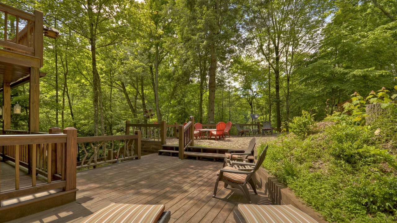 1005 Hidden Lake, Cherry Log, GA, 30522 Scene 4