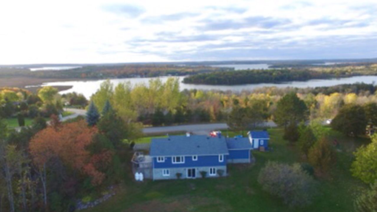 321 Lake Breeze Drive, Roseneath, ON, K0K 2X0 Scene 2