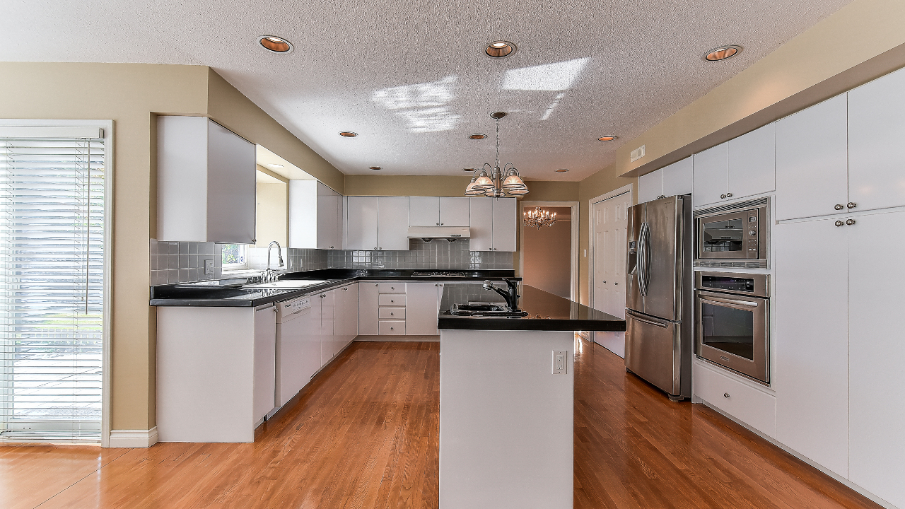 3130 141 St, Surrey, BC, V4P 2J4 Scene 3