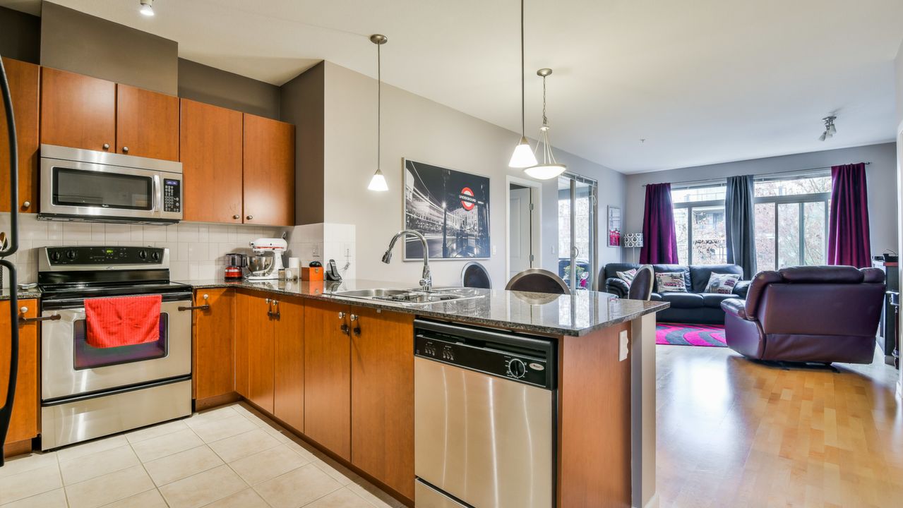 230-15380 102A Ave, Surrey, BC, V3R 7K1 Scene 3