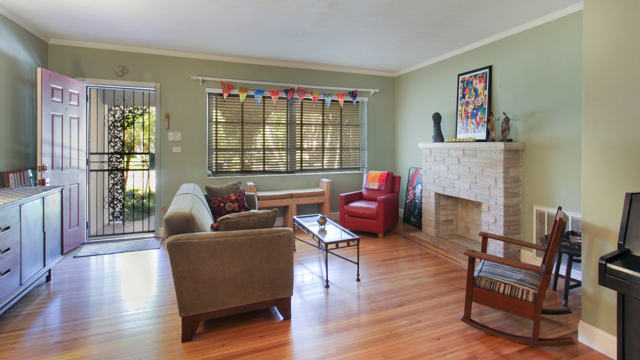 9343-NE-9th-PL-04