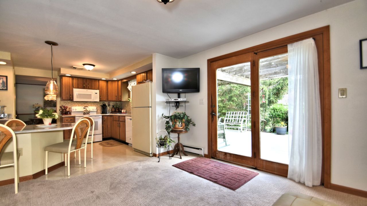 241 Crest Dr, Sellersville, PA, 18960 Scene 3