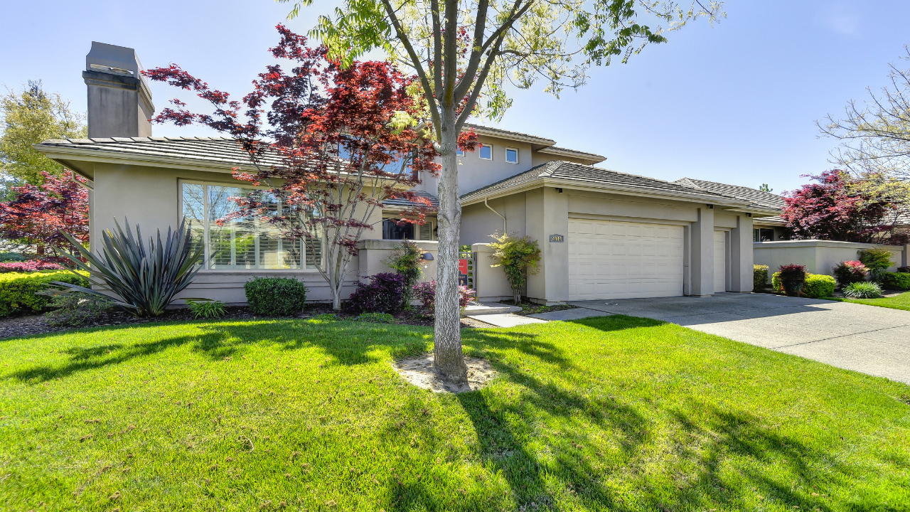 4944 Golf Course Cir., Elk Grove, CA, 95758 Scene 2