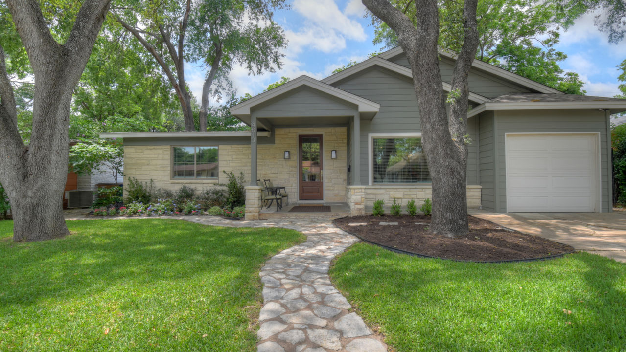 4810 W Francis Place, Austin, TX, 78731 Scene 1