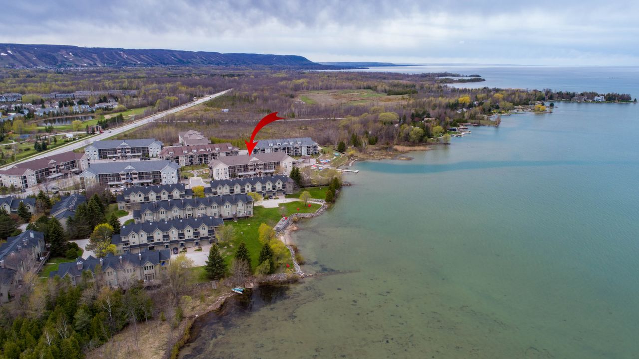 4 Cove Court, unit 204, Collingwood, ON, L9Y 5C8 Scene 3