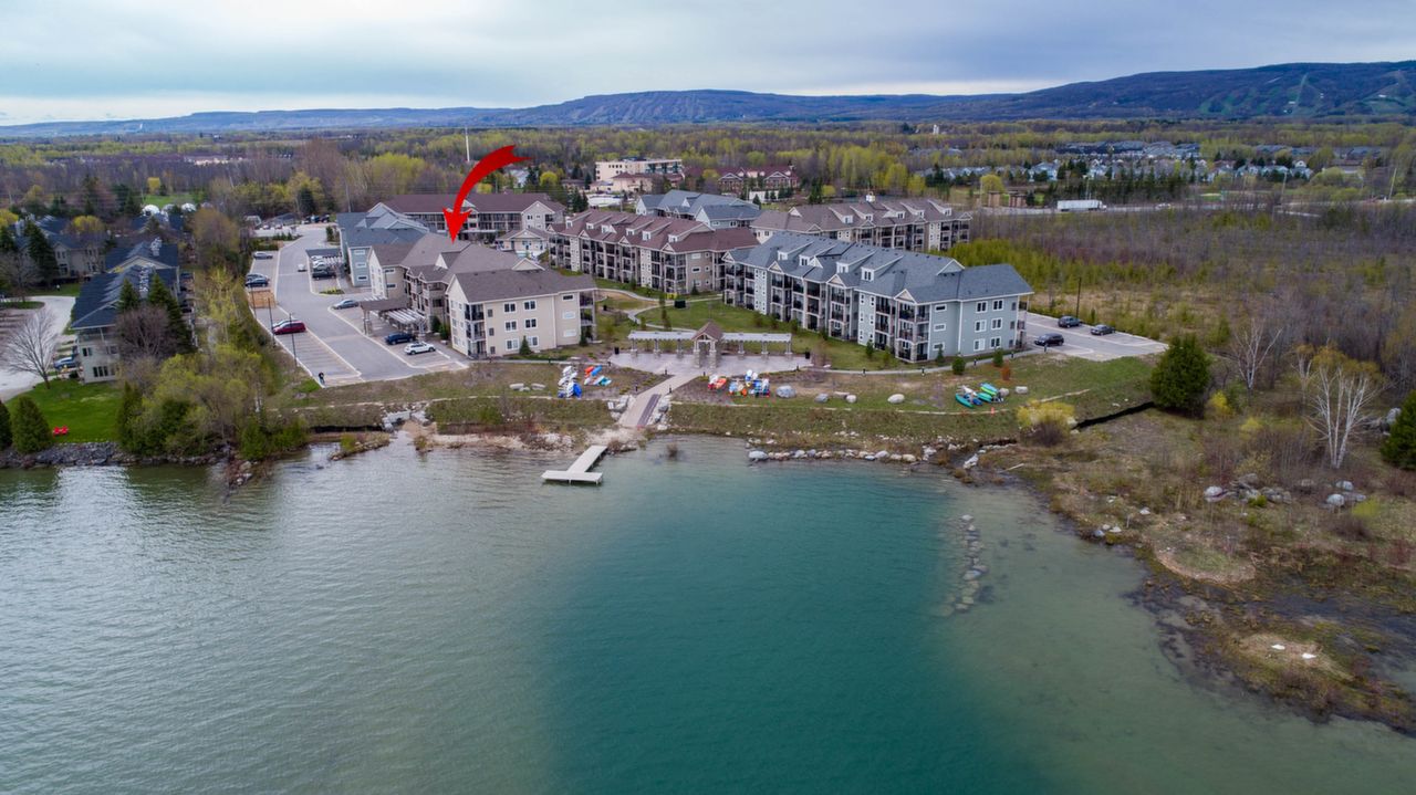 4 Cove Court, unit 204, Collingwood, ON, L9Y 5C8 Scene 2