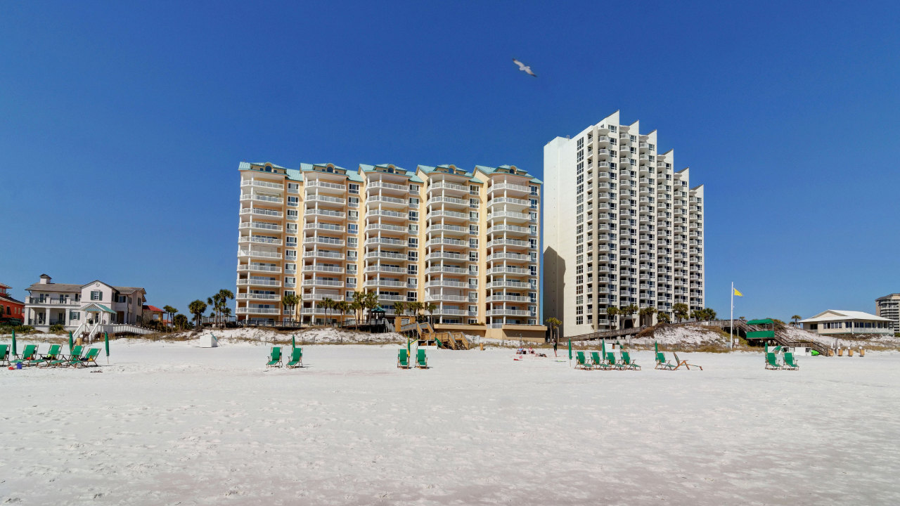 Grand Villa Beachside