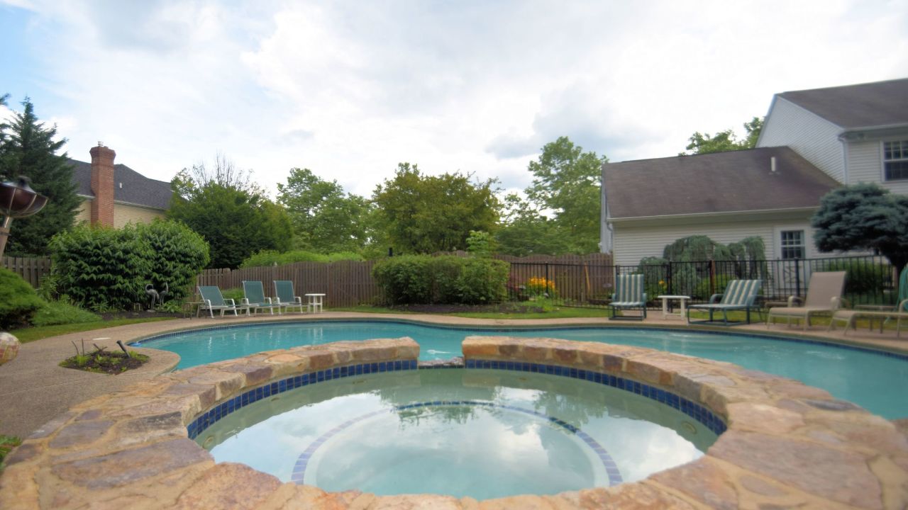 1045 Oak Ridge Dr, Blue Bell, PA, 19422 Scene 4