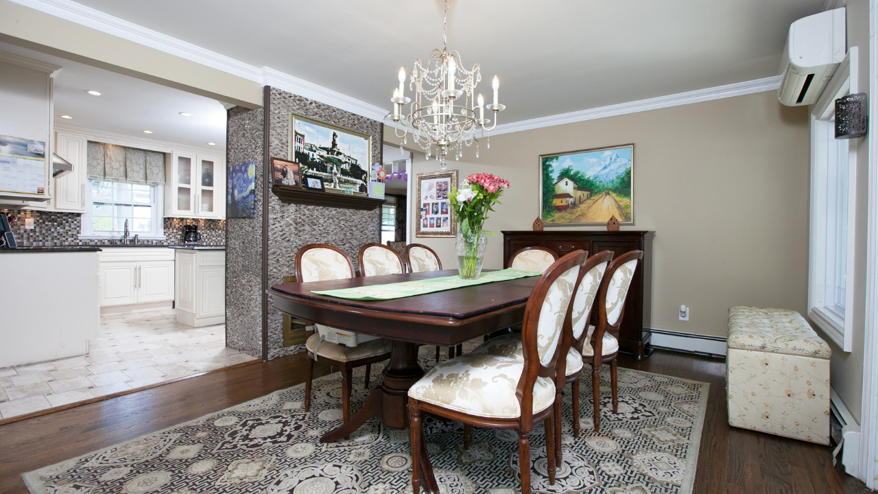 59 Acre Lane, Hicksville, NY, 11801 Scene 4